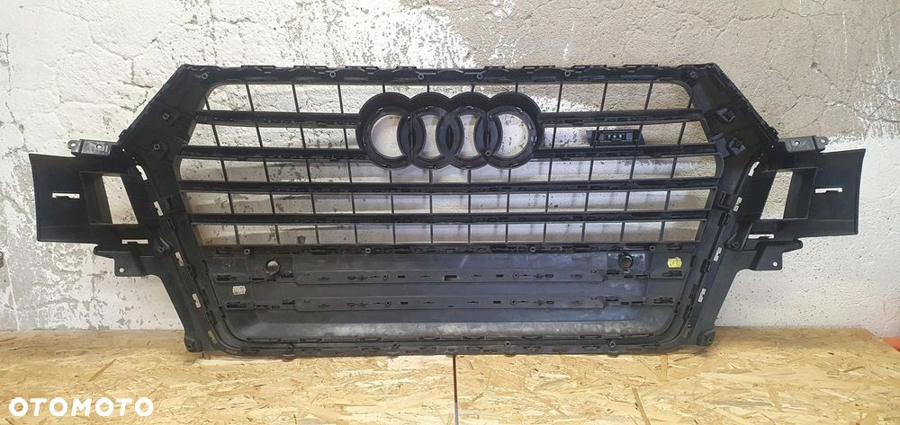 Atrapa Grill Audi SQ7 4M0853651 Black EDITION - 11
