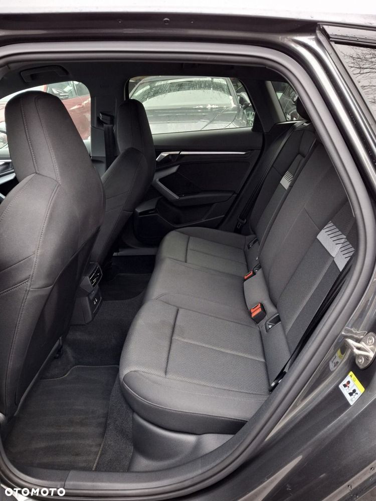 Audi A3 Sportback - 16
