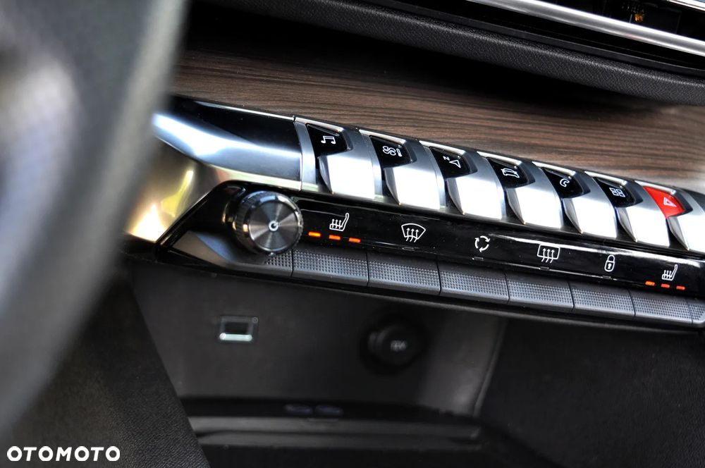 Peugeot 5008 PureTech 180 EAT8 Stop & Start GT - 30