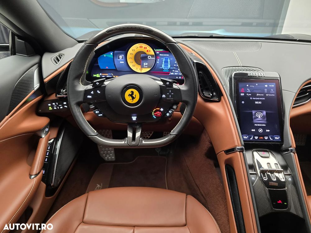 Ferrari Roma - 7