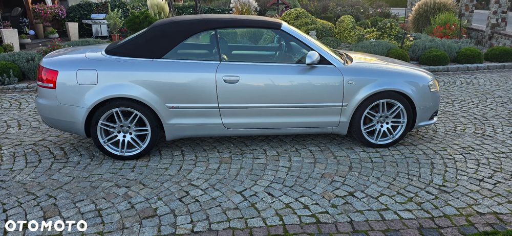 Audi A4 Cabrio 2.0 TDI DPF - 6
