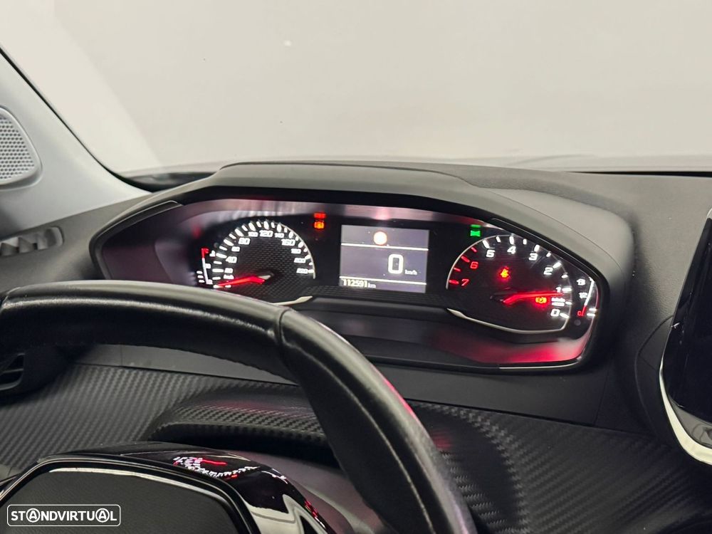 Peugeot 2008 1.2 PureTech Active Pack - 30