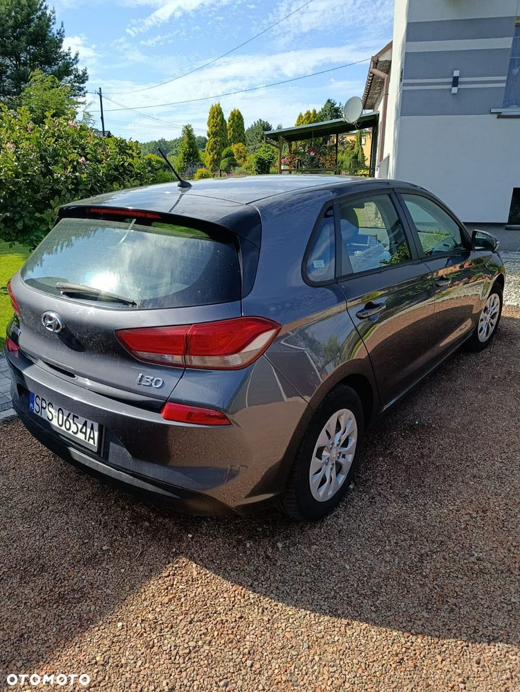 Hyundai i30 1.4 Comfort - 11
