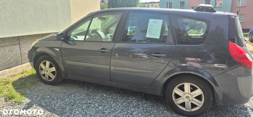 Renault Scenic 2.0 16V Expression - 8