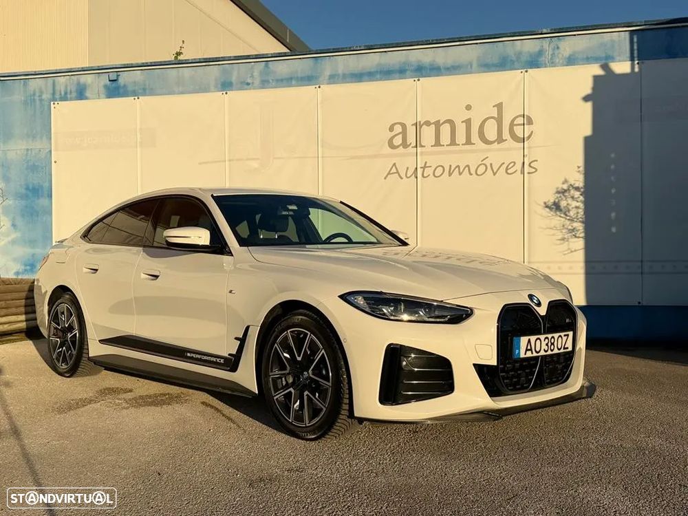 BMW i4 eDrive40 Pack Desportivo M - 1