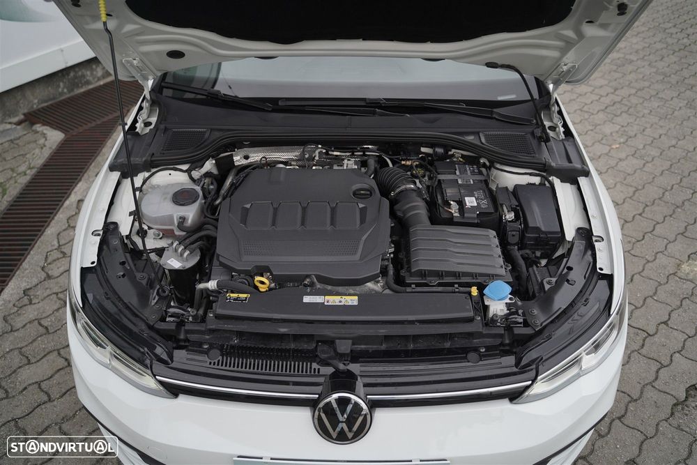 VW Golf 2.0 TDI Life DSG - 34