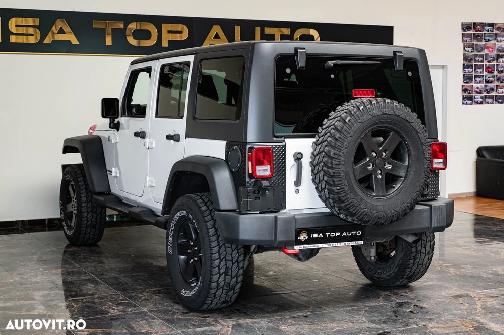Jeep Wrangler - 30