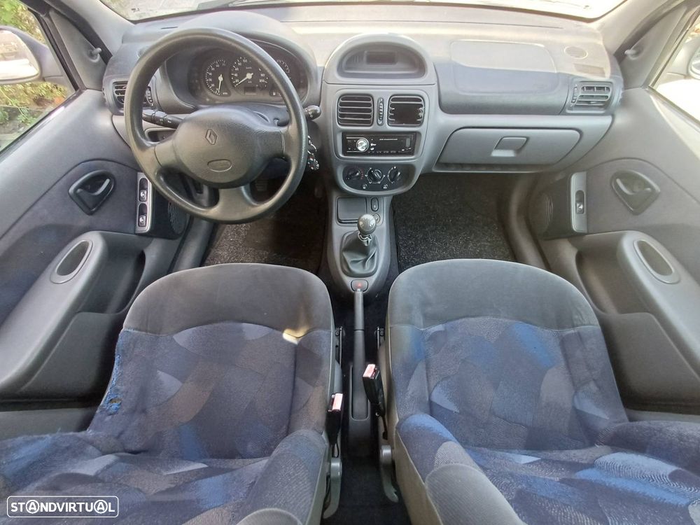 Renault Clio 1.2 RT - 5