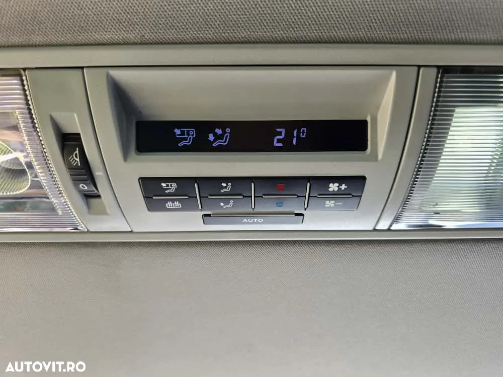 Volkswagen Caravelle T6 2.0 TDI LR Highline DSG 4M - 9