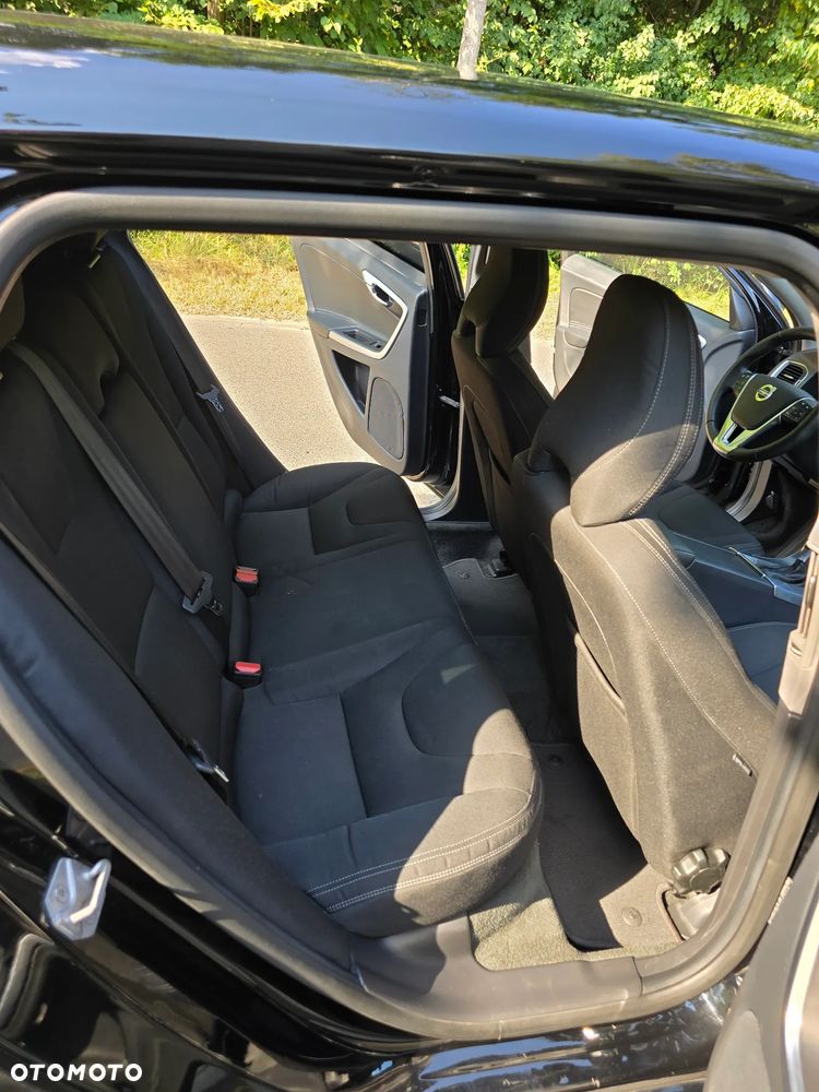 Volvo V60 D3 Geartronic Business Edition - 26