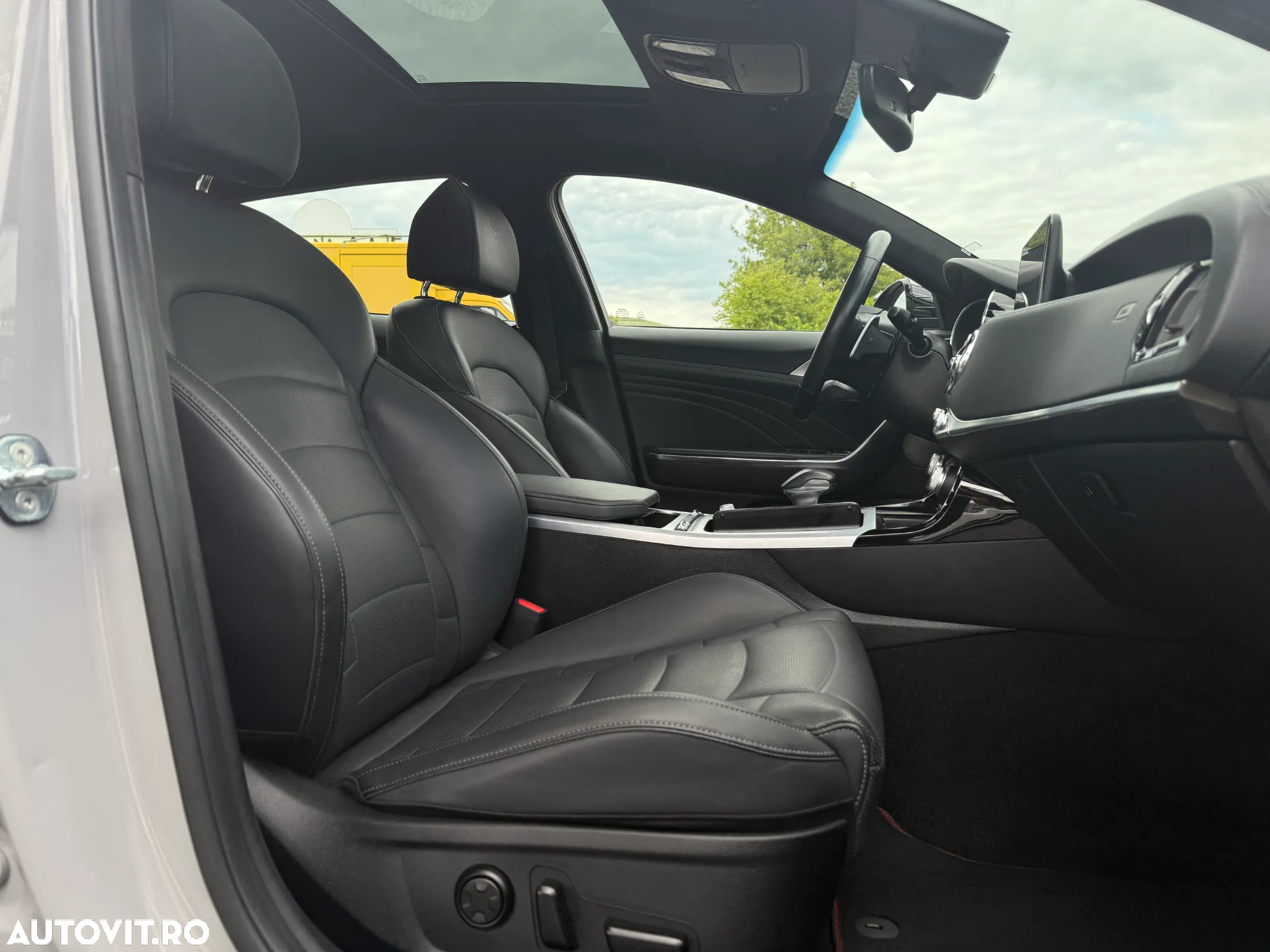 Kia Stinger 3.3 T-GDI AWD OPF GT - 40