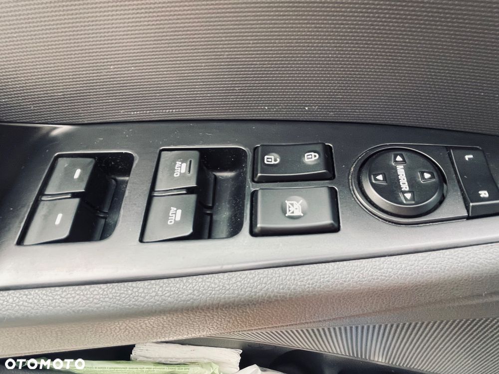 Hyundai IONIQ Style - 9