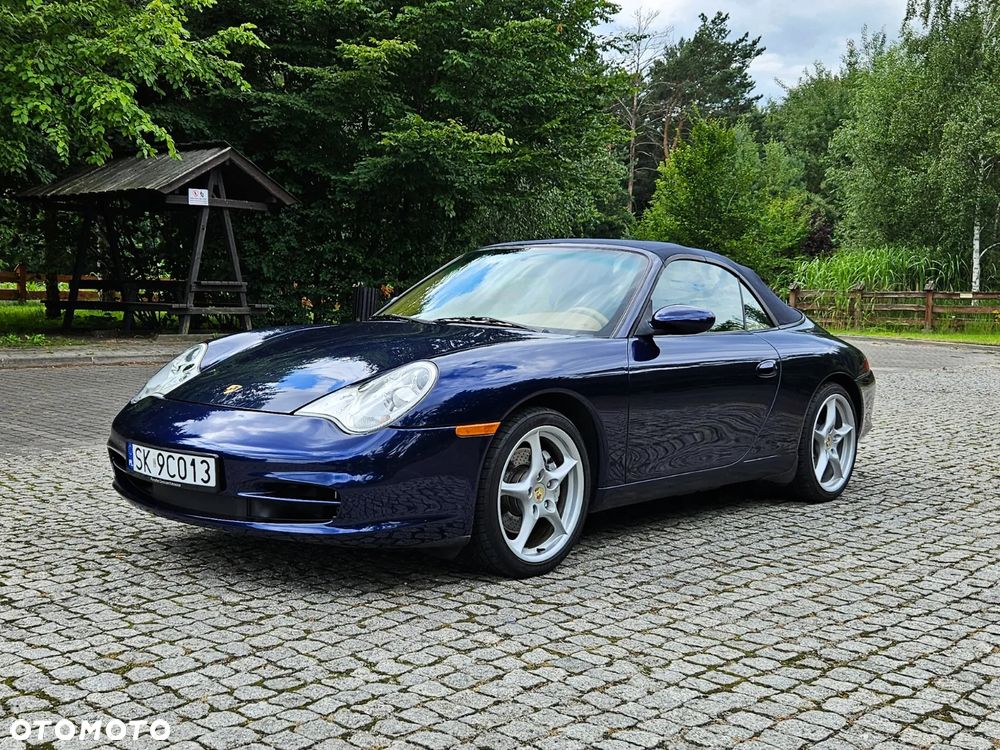 Porsche 911 Carrera 4 - 2