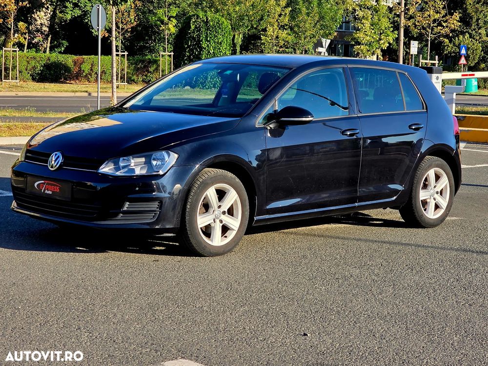 Volkswagen Golf 1.2 TSI BlueMotion Technology Comfortline - 2