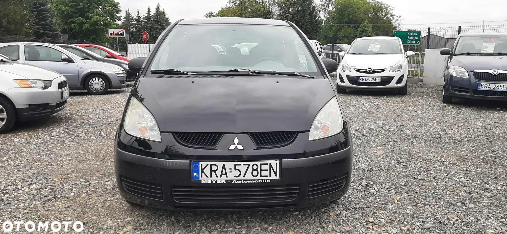 Mitsubishi Colt - 3