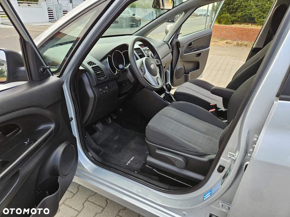 Kia Venga 1.6 CVVT Vision - 8