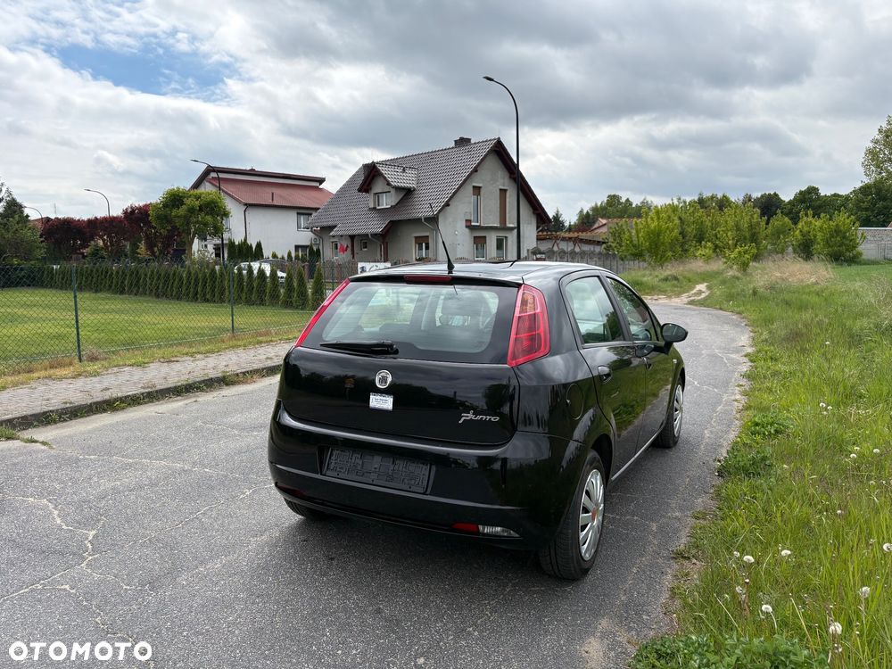 Fiat Grande Punto - 10