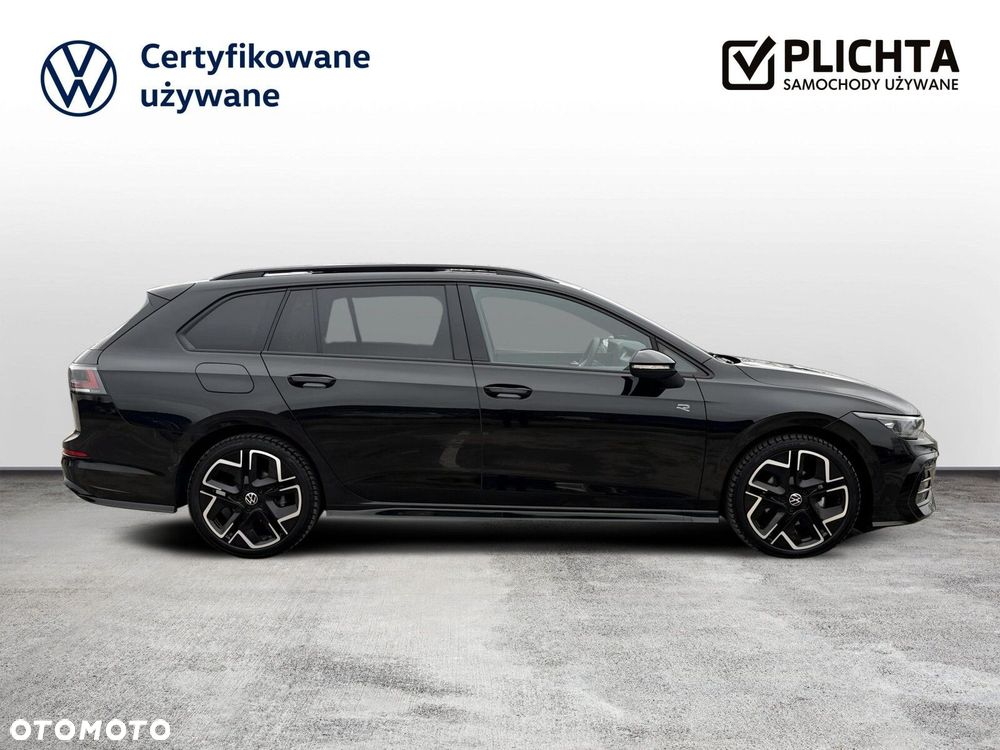 Volkswagen Golf - 8