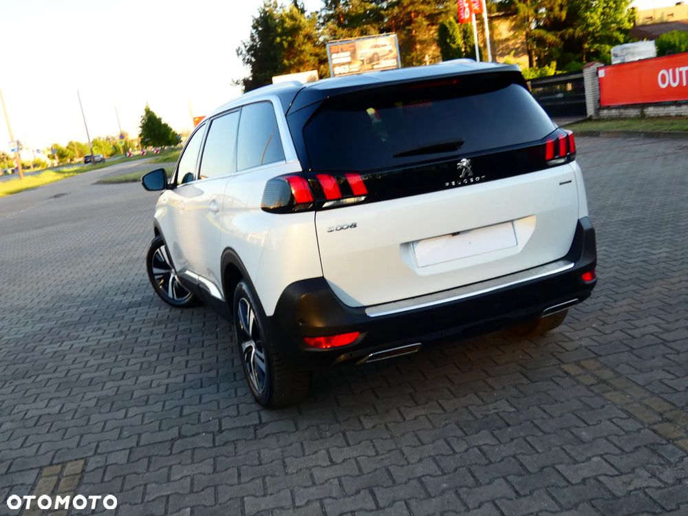 Peugeot 5008 - 6
