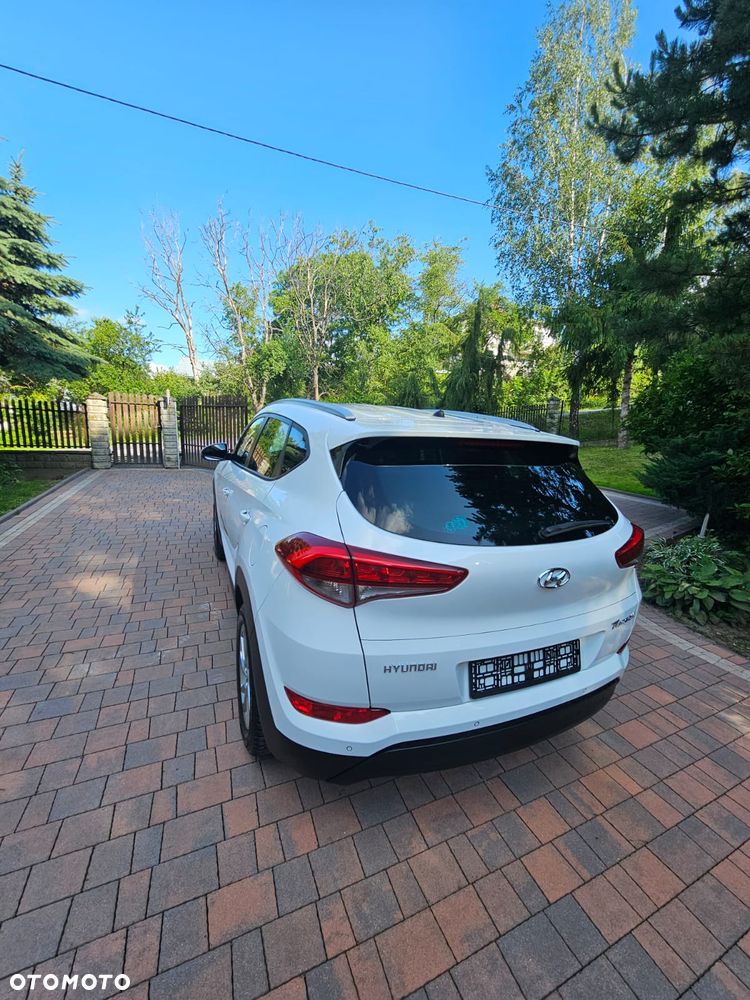 Hyundai Tucson blue 1.6 GDi 2WD Intro Edition - 12