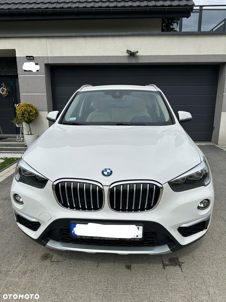 BMW X1 xDrive20i - 2