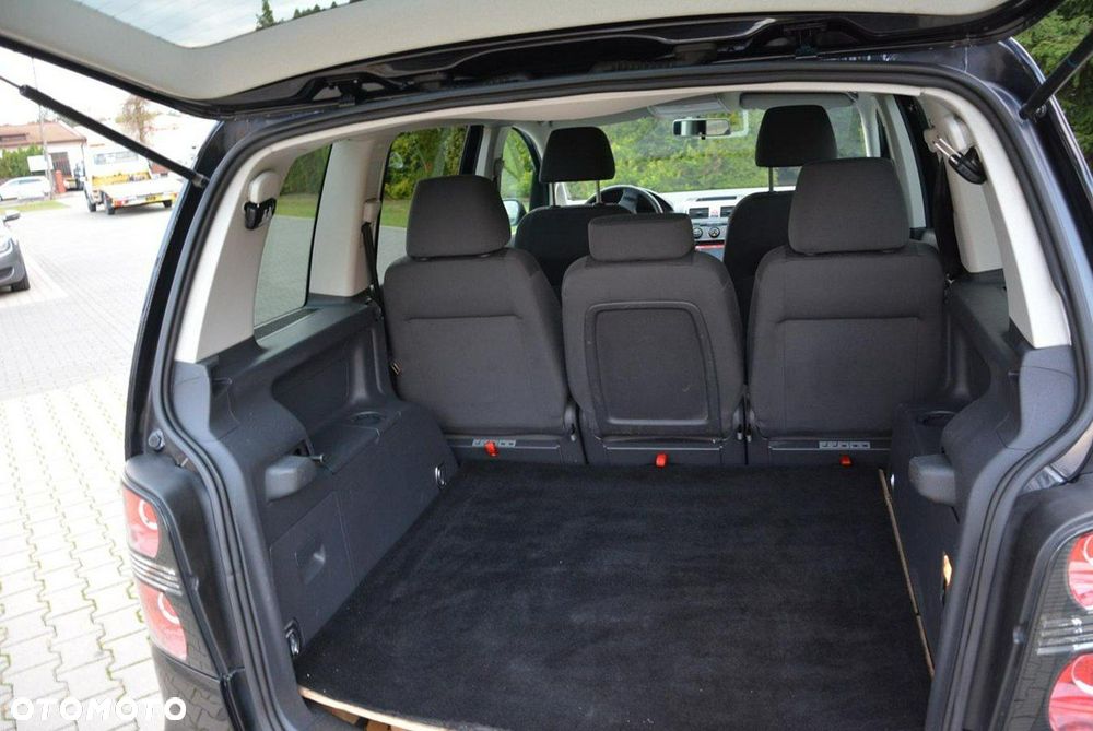 Volkswagen Touran 1.6 Trendline - 15