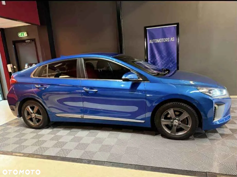 Hyundai IONIQ - 2