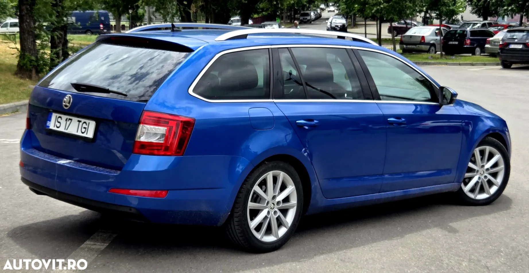 Skoda Octavia Combi Diesel 1.6 TDI DSG Style - 5
