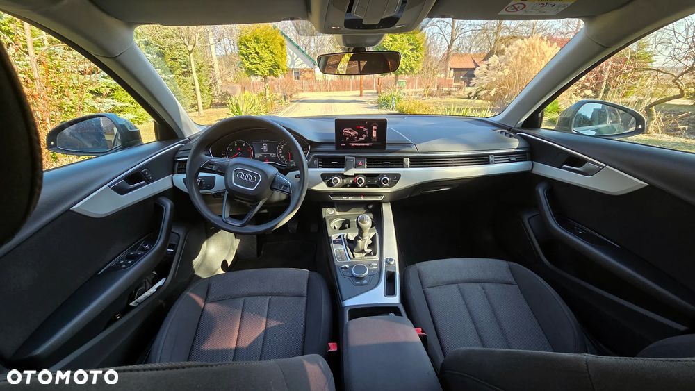 Audi A4 Avant 2.0 TDI DPF Ambiente - 6