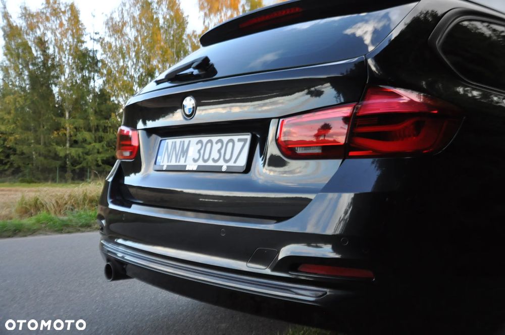 BMW Seria 3 318d Sport Line - 13