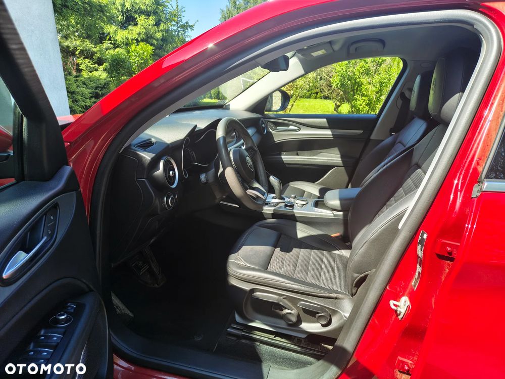 Alfa Romeo Stelvio 2.0 Turbo Business Q4 - 4