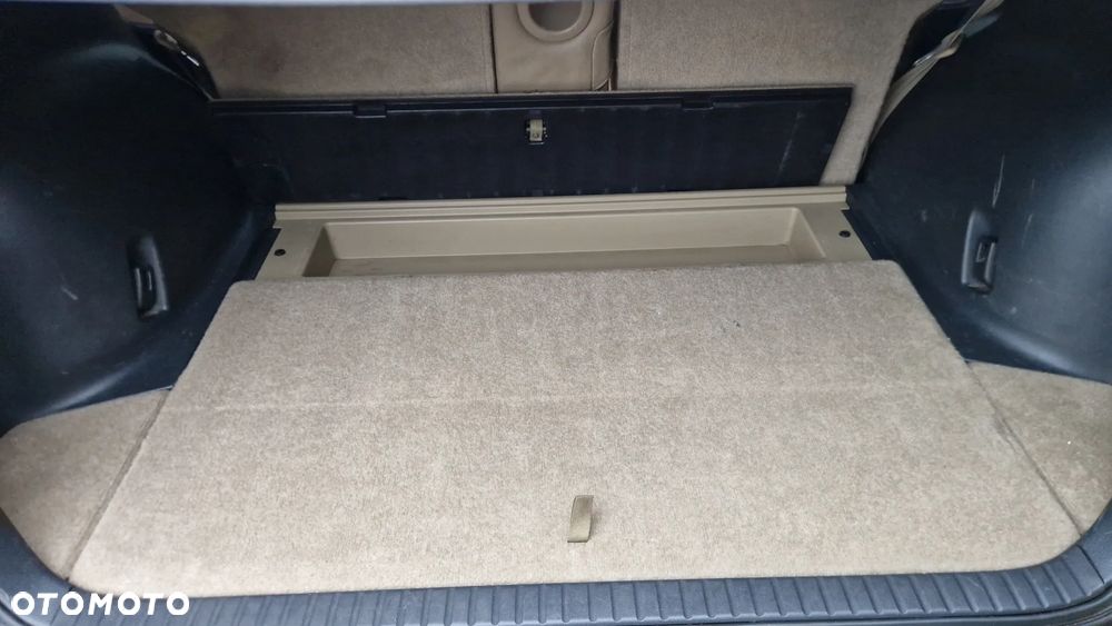 Toyota RAV4 2.0 VVT-i Prestige NAVI MS - 25