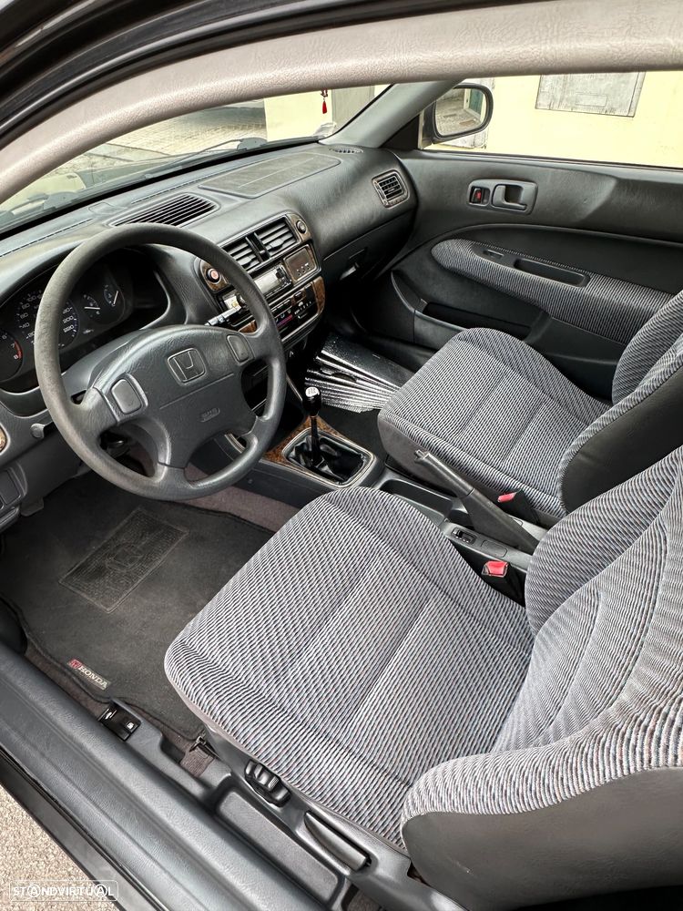 Honda Civic 1.4i S - 9