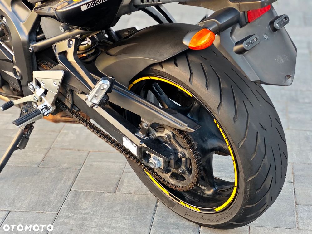 Yamaha FZ6 - 12