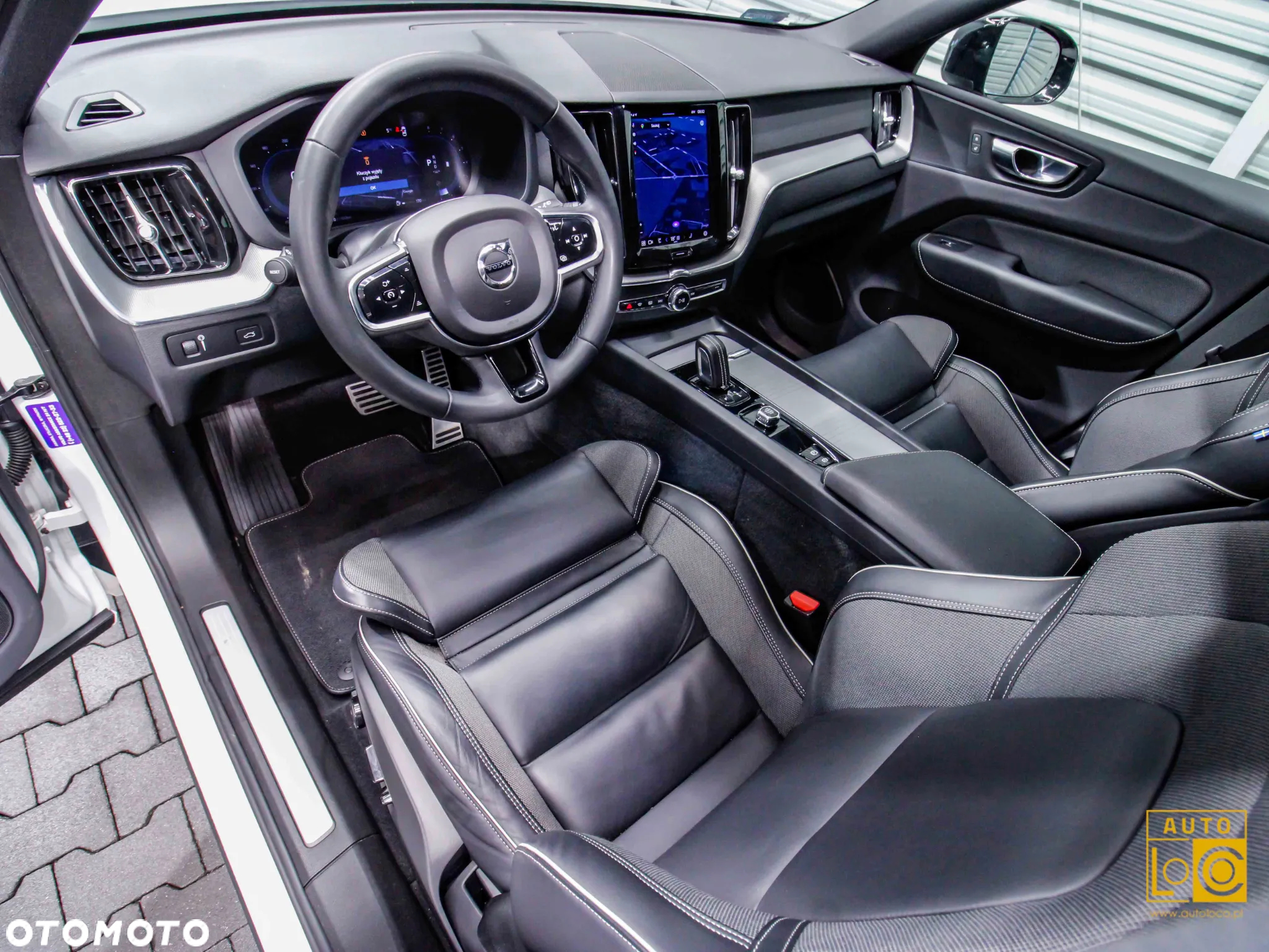 Volvo XC 60 B4 B R-Design - 10
