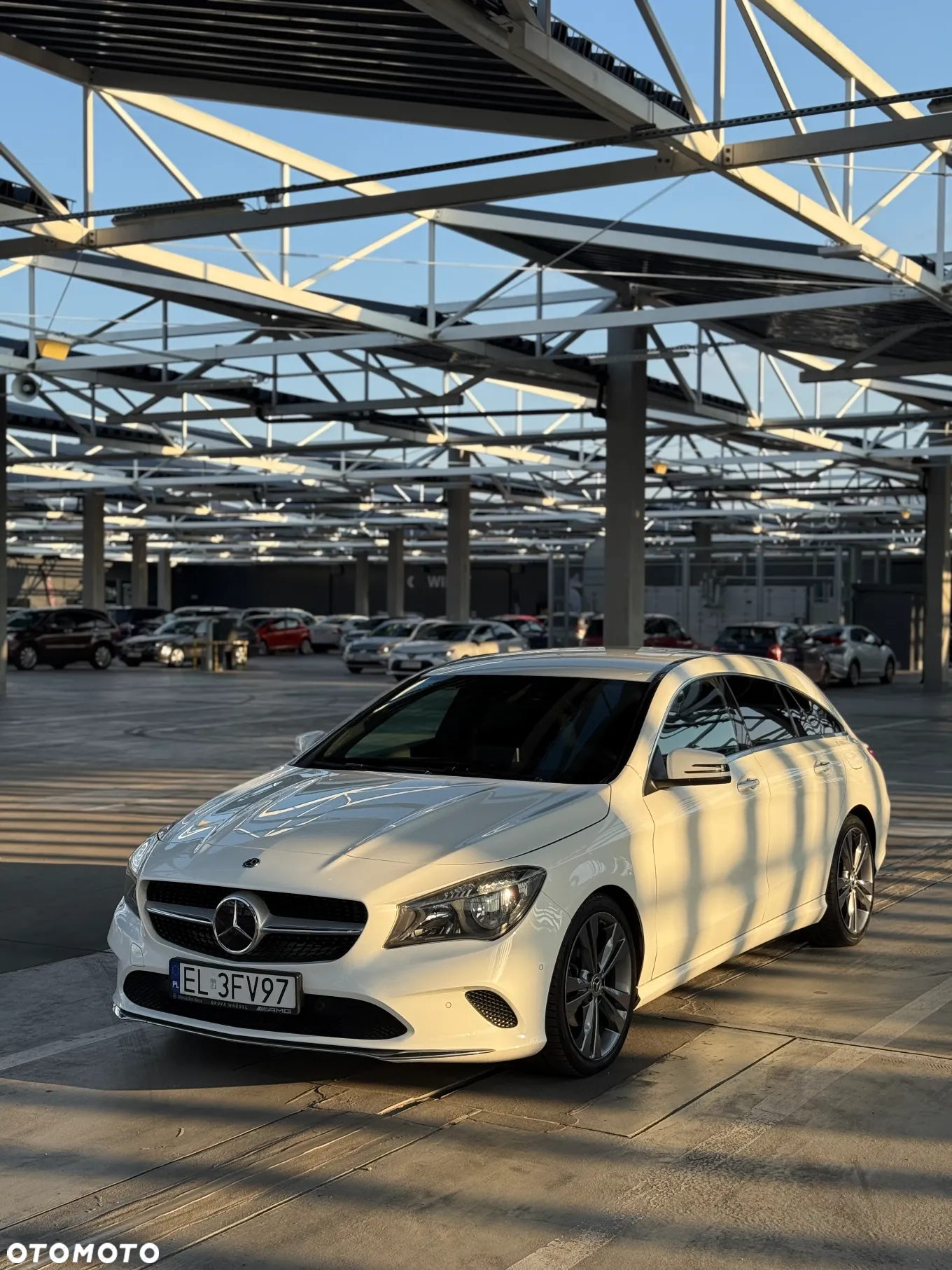 Mercedes-Benz CLA Shooting Brake 220 d 7G-DCT - 2