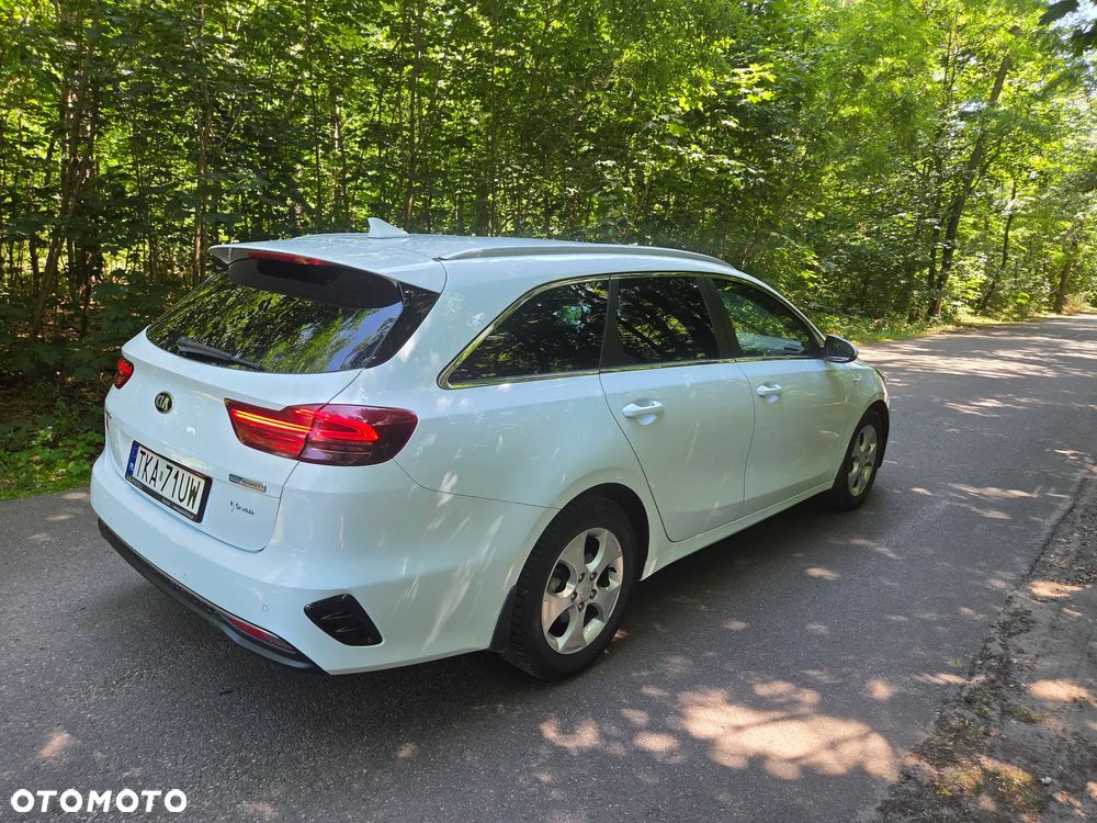 Kia Ceed 1.6 CRDi mHEV L Business Line DCT - 5