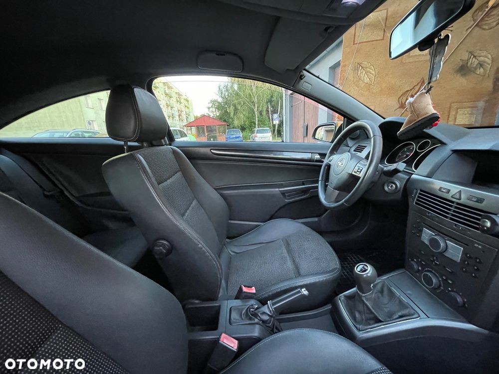 Opel Astra 1.9 CDTI Cosmo - 15