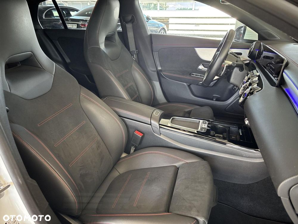 Mercedes-Benz CLA - 18