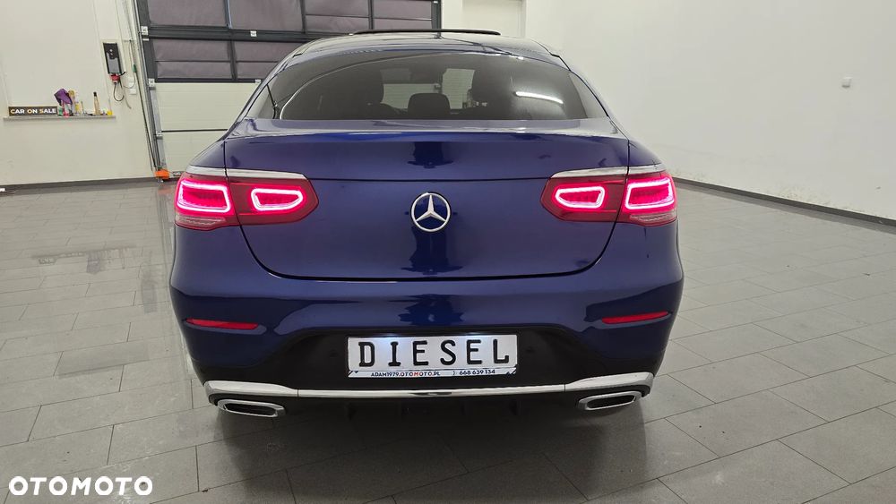 Mercedes-Benz GLC 300 d 4Matic 9G-TRONIC AMG Line Plus - 10