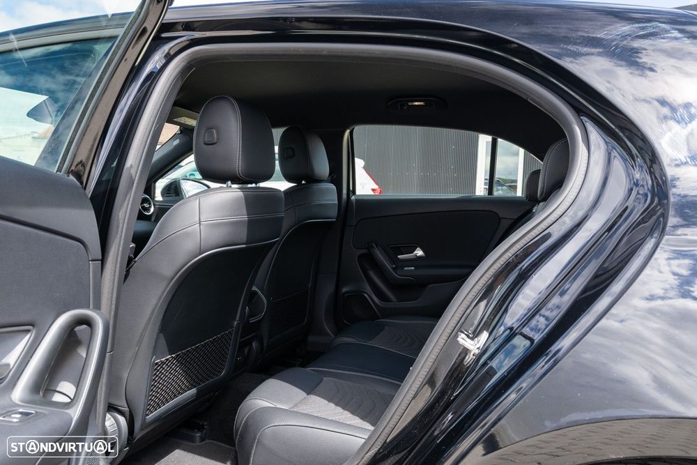 Mercedes-Benz A 180 d Style Aut. — fotografia 13