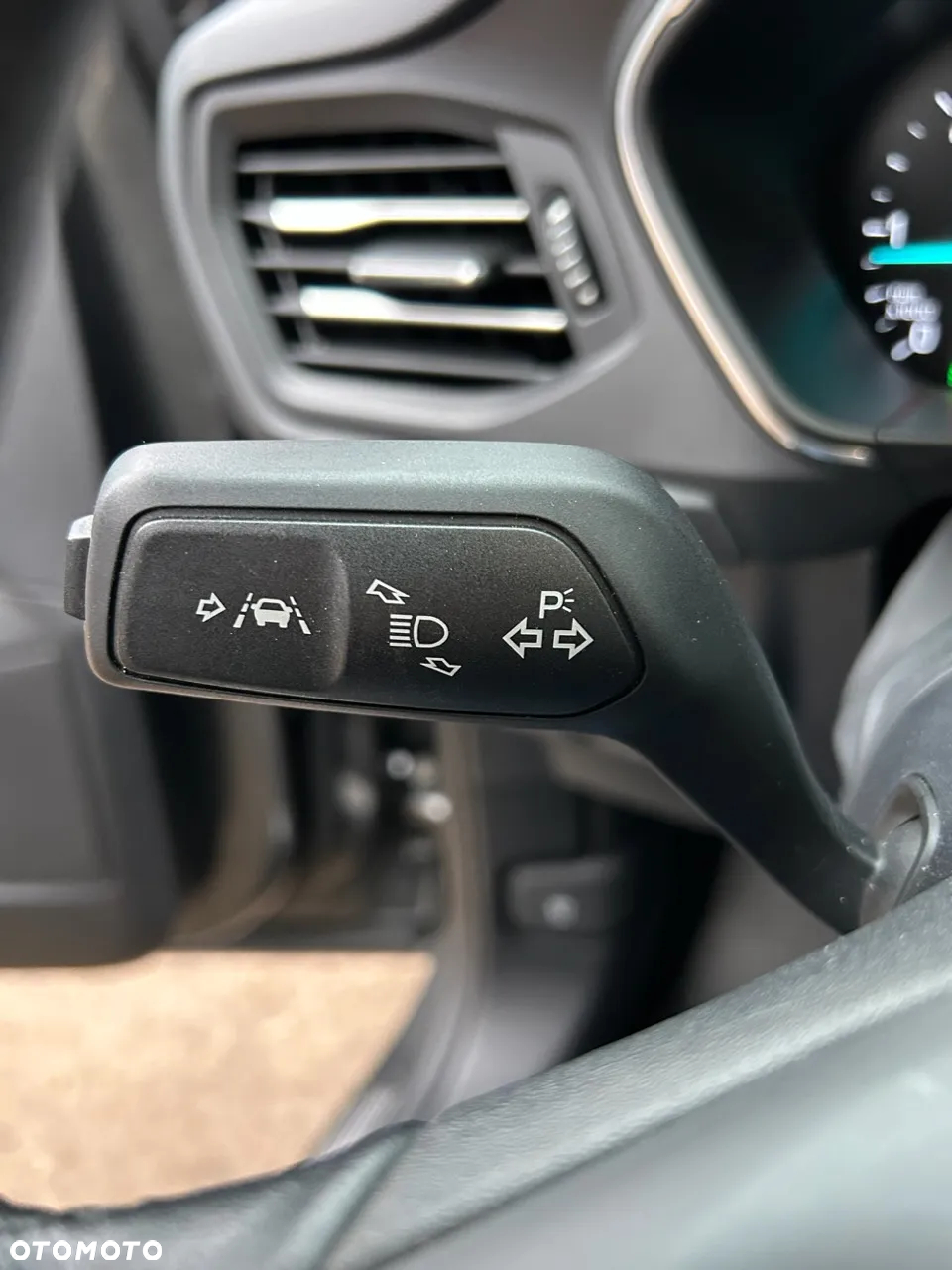 Ford Focus 2.0 EcoBlue Titanium - 24