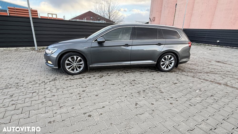 Volkswagen Passat 2.0 TDI DSG Highline - 22