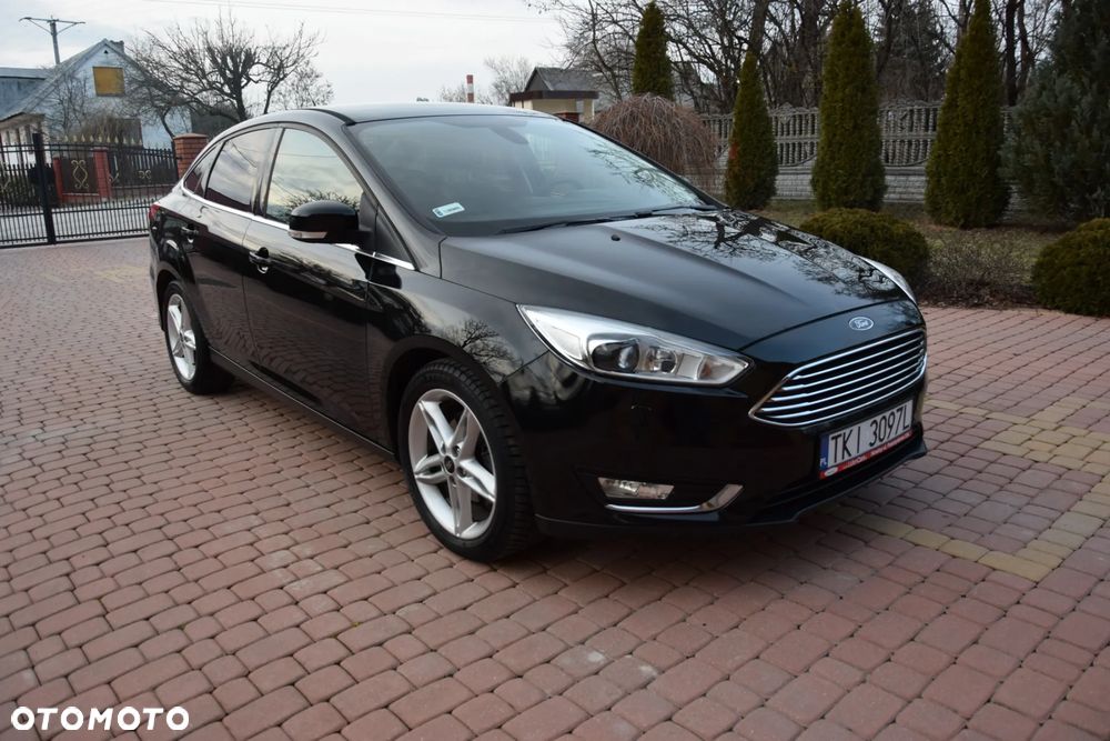 Ford Focus 1.5 EcoBoost Titanium ASS - 1
