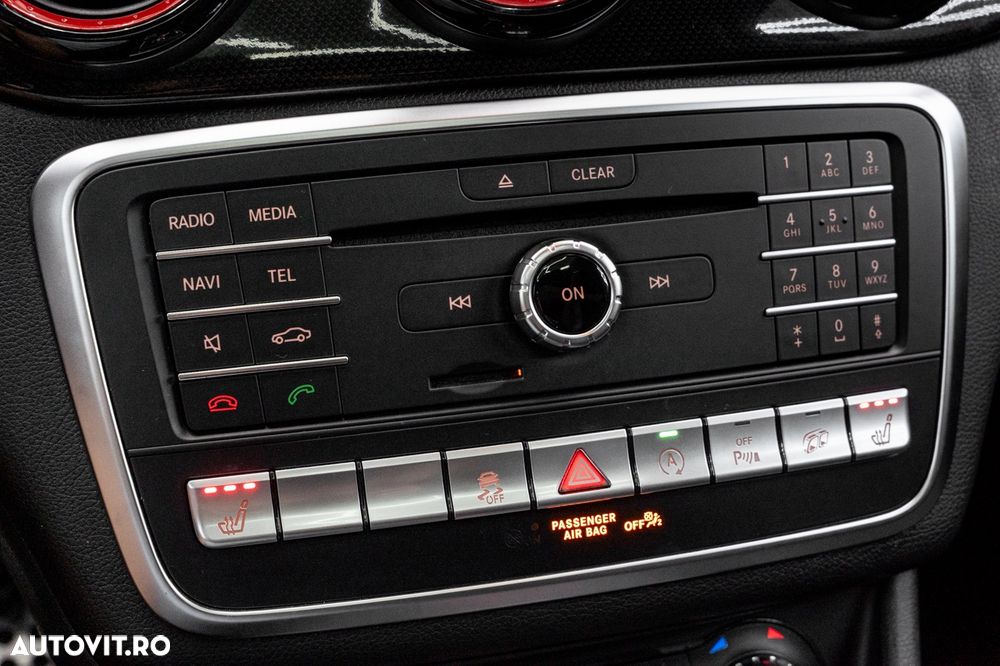 Mercedes-Benz GLA AMG 45 4Matic AMG Speedshift 7G-DCT - 37