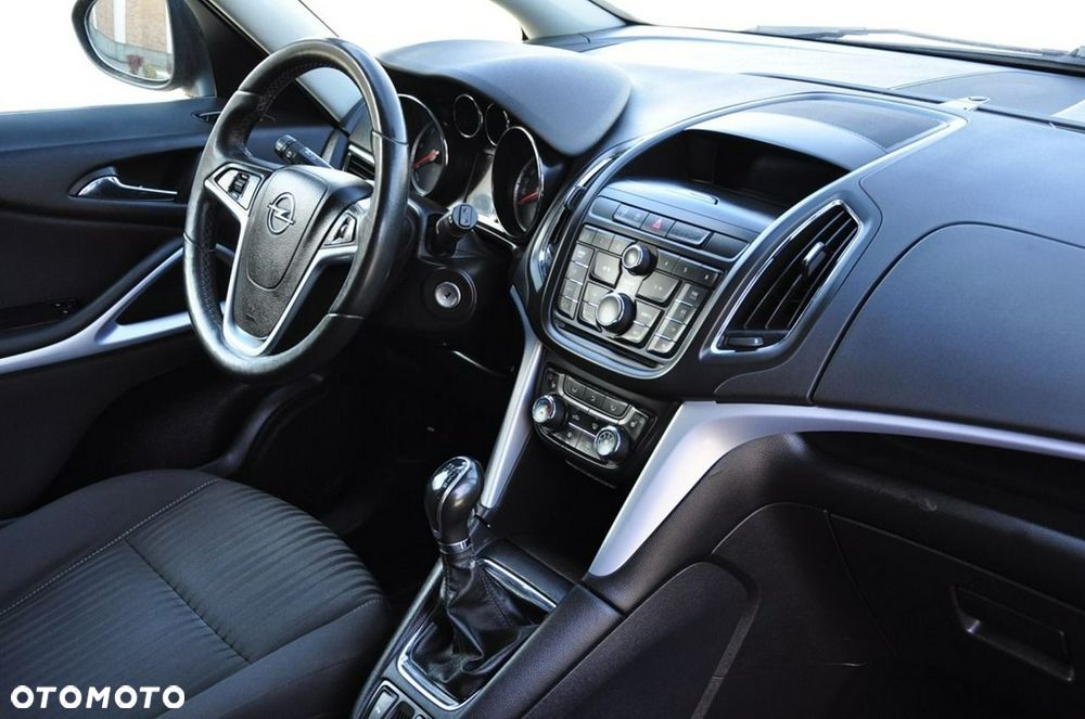 Opel Zafira - 29