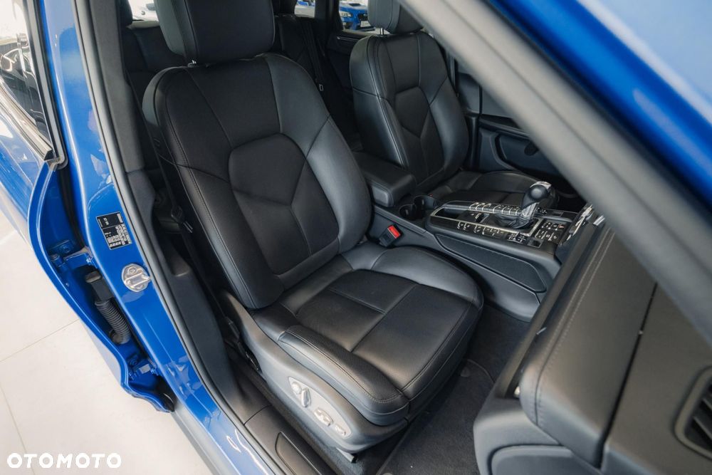 Porsche Macan Standard - 16