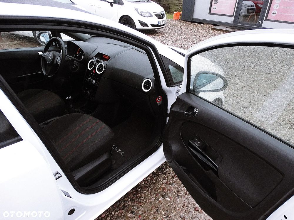 Opel Corsa 1.4 16V Color Edition - 26