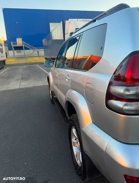 Toyota Land Cruiser 3.0 TD-4D Aut VIP - 3