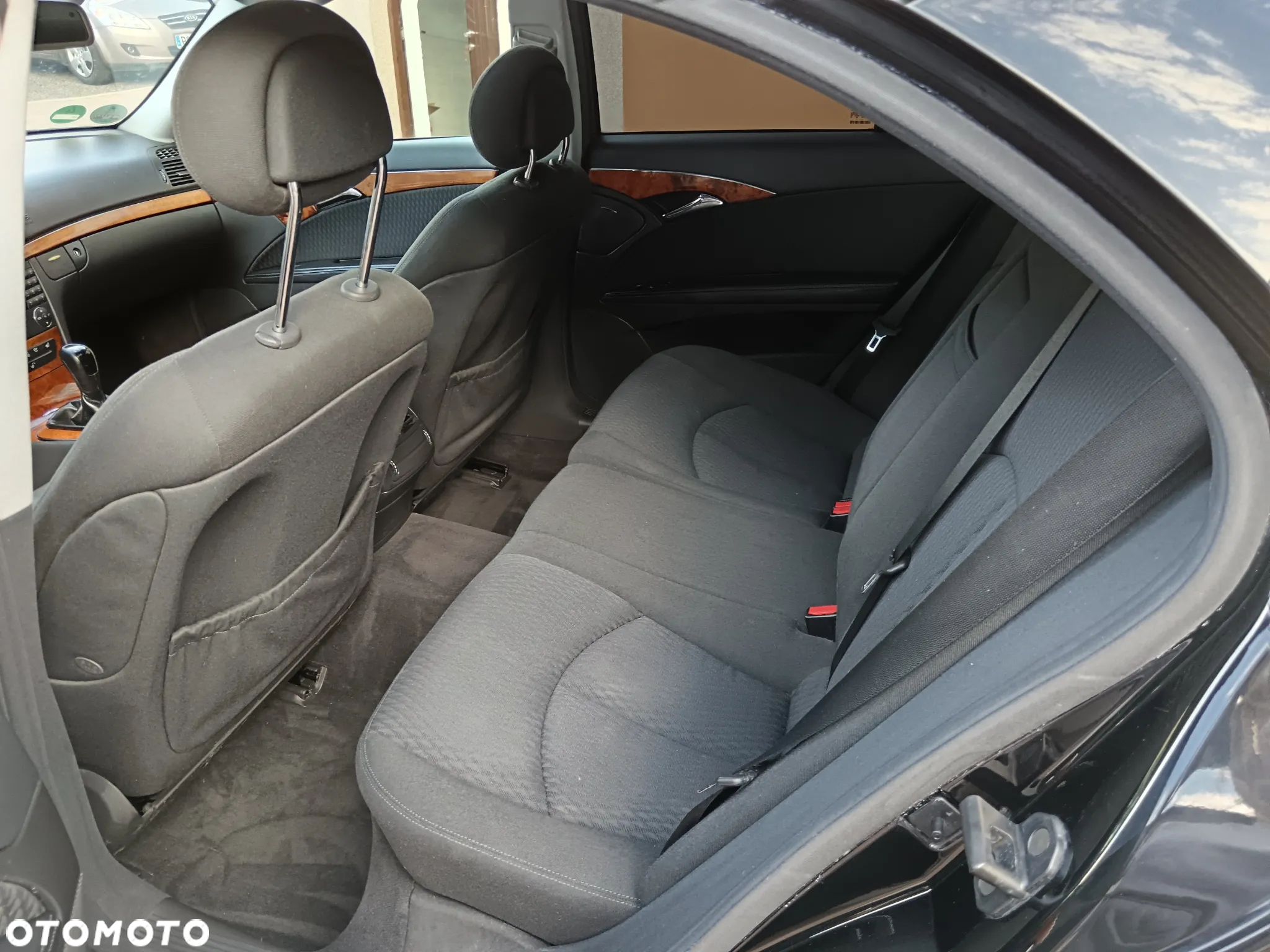 Mercedes-Benz Klasa E 200 Kompressor T Avantgarde - 8